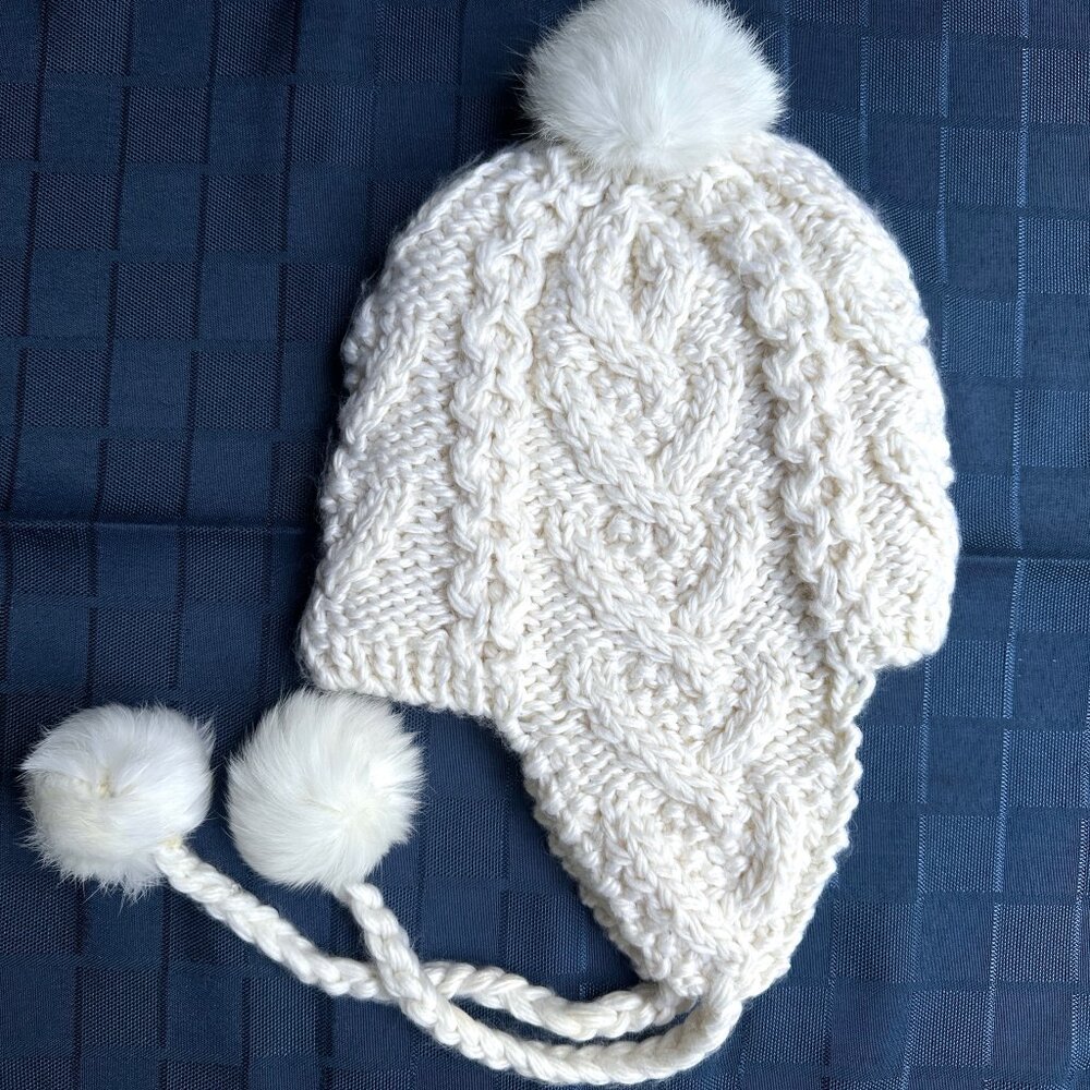 NEW - PLEAU Cable Knit Ivory Cream Logo signature Pom Hat - One size - Picture 5 of 8